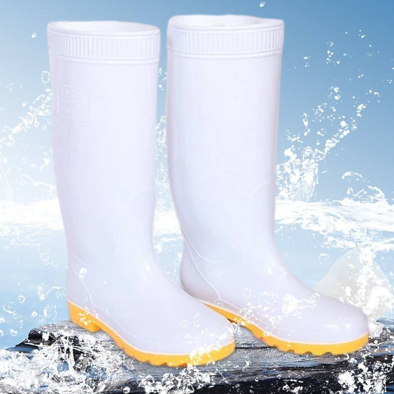 PVC esőcsizma vs gumi esőcsizma: melyik anyag felel meg az igényeinek?